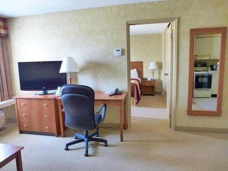 Best Western Plus Rose City Suites Welland Pokój zdjęcie