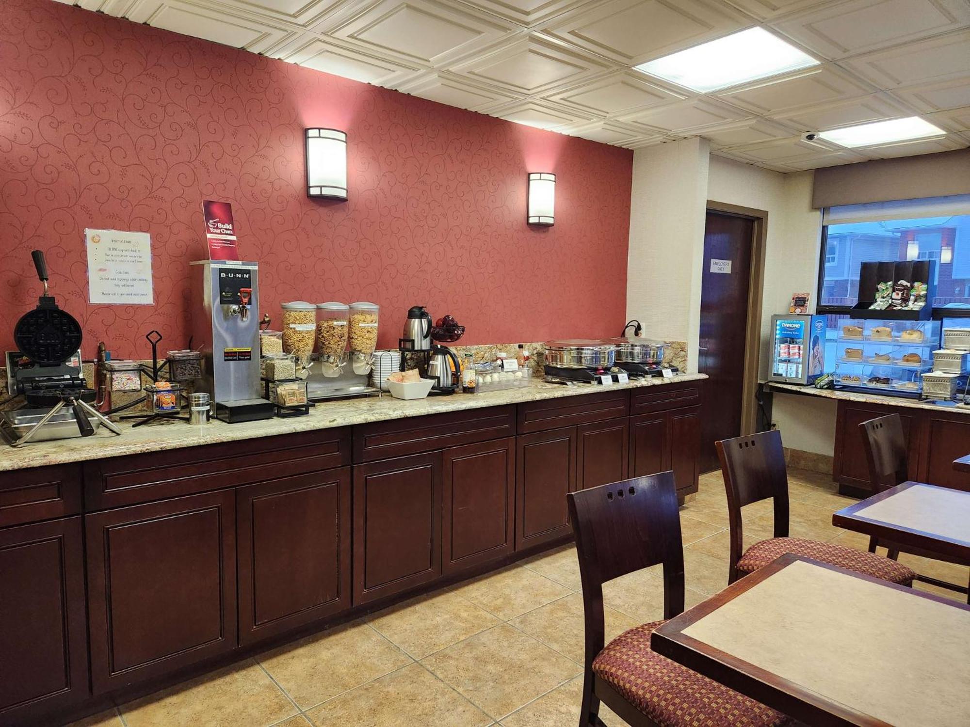 Best Western Plus Rose City Suites Welland Zewnętrze zdjęcie