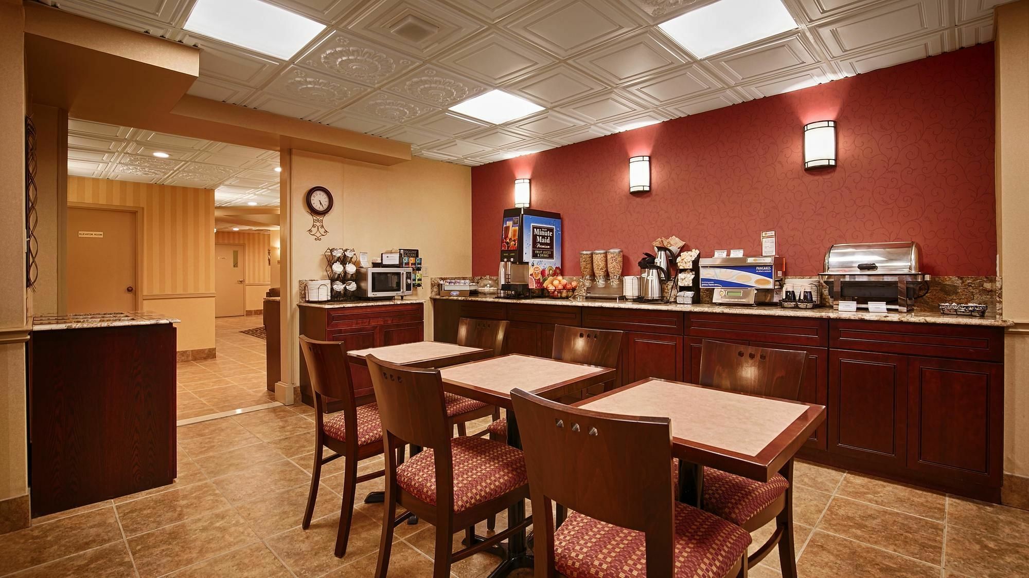 Best Western Plus Rose City Suites Welland Zewnętrze zdjęcie